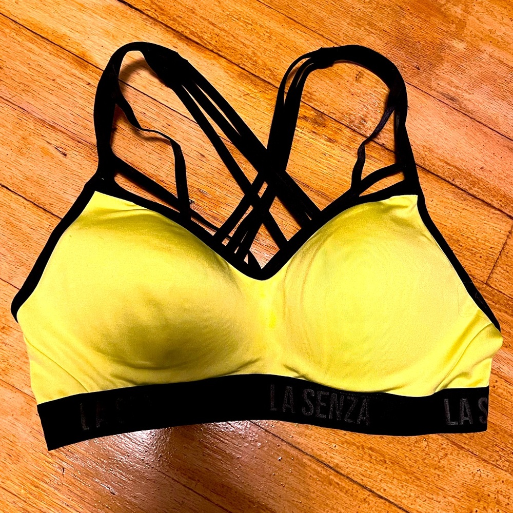 Padded La Senza sports bra. Worn once! Neon yellow, size small.